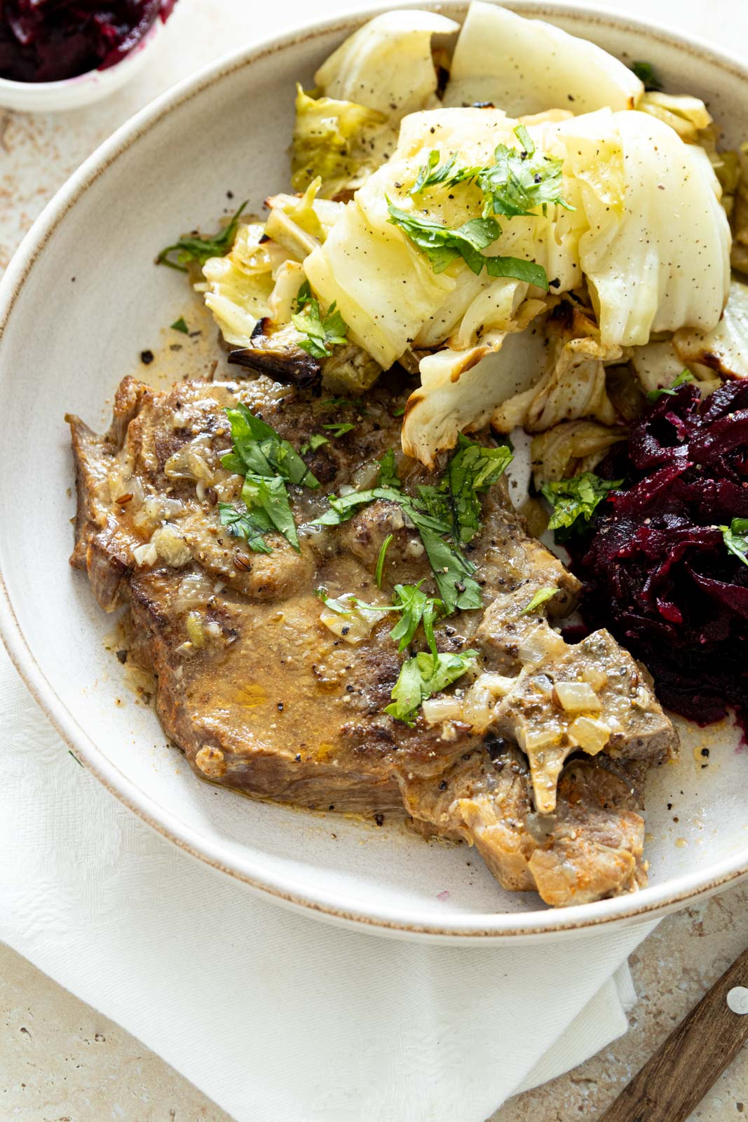 Przepis na keto karkówkę w sosie