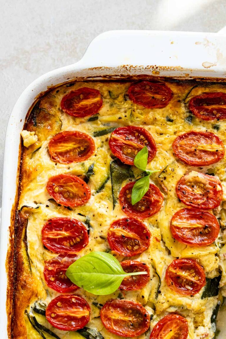 Zapieknka keto lowcarb wysokobialkowa z cukinia i pomidorami
